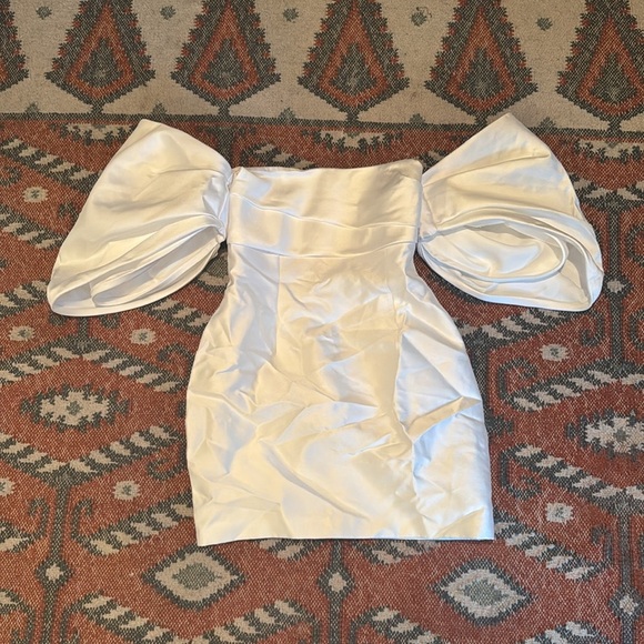 NWT SOLACE London Elina Mini Dress in Cream US 8/UK 12 - Picture 4 of 9